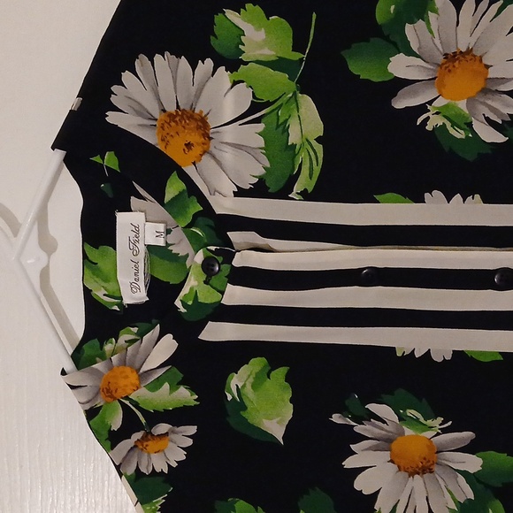 Daniel Field button-up blouse - Picture 2 of 7